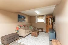 4 bed 3 bath detached home - Photo 5