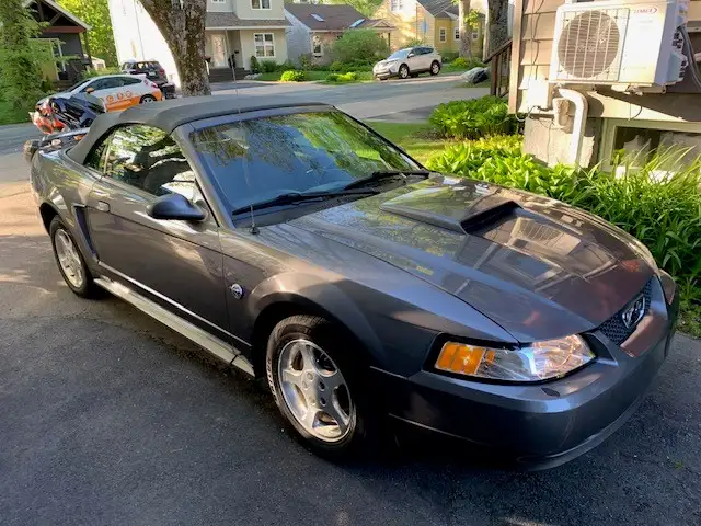 2004 Ford Mustang Convertible