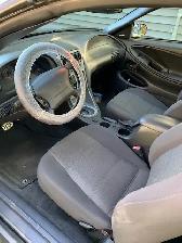2004 Ford Mustang Convertible - Photo 5