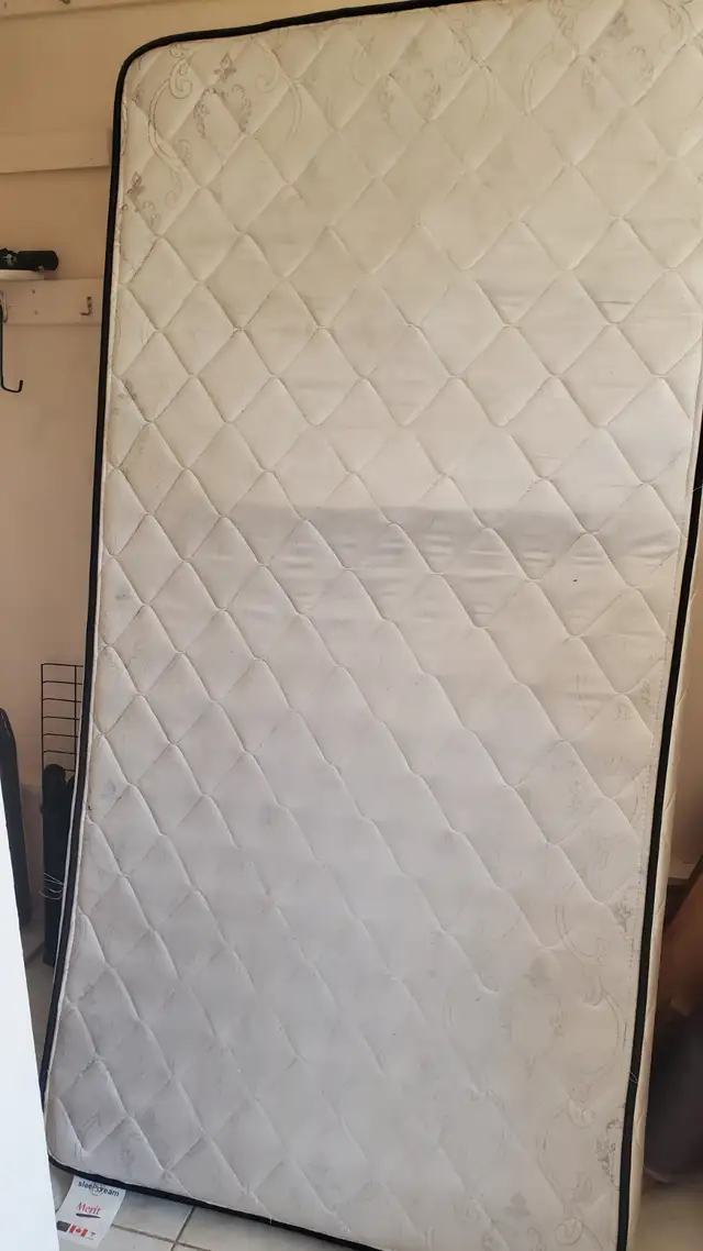 one Single spring mattress