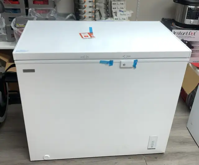 Chest Freezer - Vissani 8.8 Cu. Ft  MDCF9WH  - White
