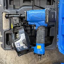 Mastercraft 058-9816-0 Roofing Air Nailer in Case x2 Available - Photo 3