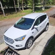 FORD ESCAPE 2017 - Photo 2