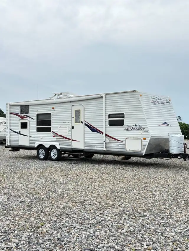 2007 jayco camper 30 foot/Bunks/slide trailer
