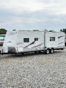 2007 jayco camper 30 foot/Bunks/slide trailer - Photo 2