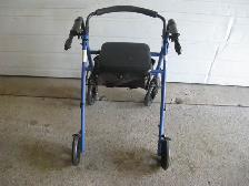 BASIC LIVING WALKER - Photo 3