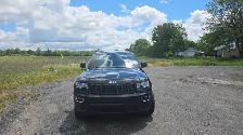 2017 Jeep Grand Cherokee - Photo 2