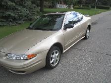 2004 Oldsmobile Alero Coupe - Photo 4