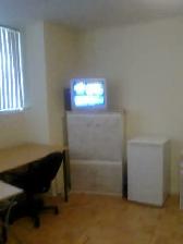 FURNISHED ROOM IN THORNCLIFFE PARK DR. WIFI AND TV - Photo 4