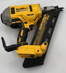 Dewalt DCN692 Cordless Framing Nailer - Photo 2