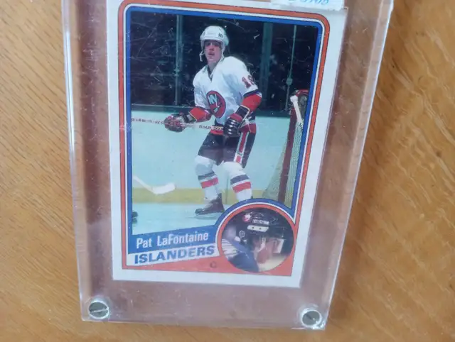 Carte Hockey  O-Pee-Chee 84-85 Pat Lafontaine ROOKIE (170626-517