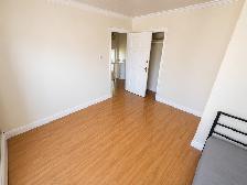203 Freshwater Rd - Upper Unit - 3/4 Bedroom, Heat & Light Inc - Photo 6
