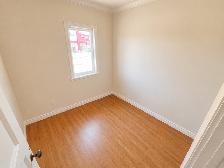 203 Freshwater Rd - Upper Unit - 3/4 Bedroom, Heat & Light Inc - Photo 7
