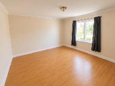 203 Freshwater Rd - Upper Unit - 3/4 Bedroom, Heat & Light Inc - Photo 8