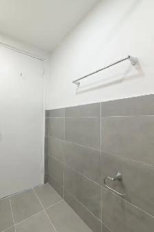 spacious one bedroom apartment near concordia - ID 971 - Photo 12