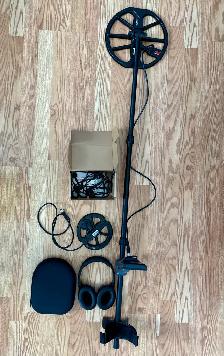 Metal Detector (New) - Photo 2
