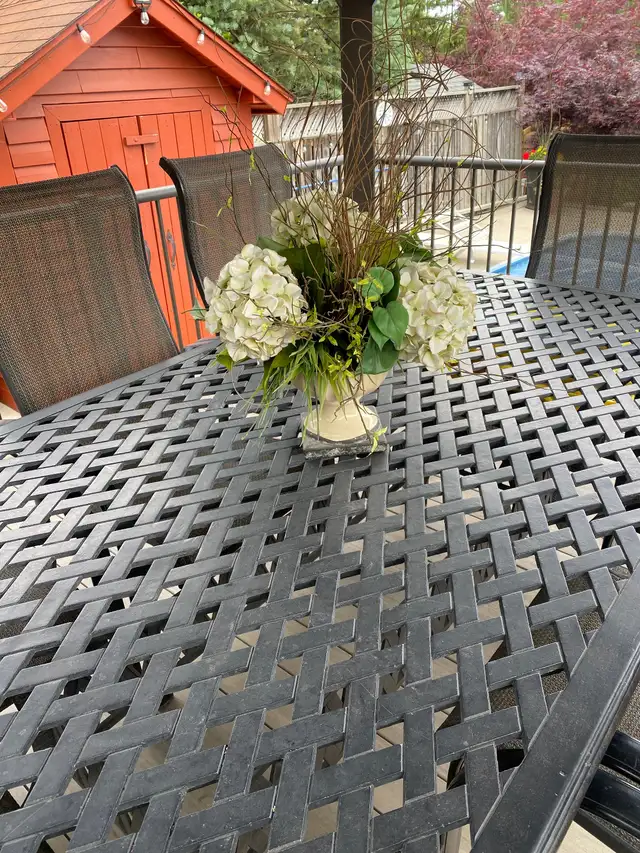 Flower pot $5