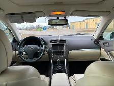Lexus is 350 2011 awd v6 3.5l - Photo 3