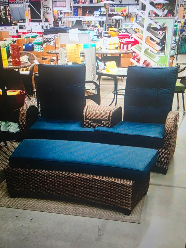 Allen and Roth Cushioned Woven Double Recliner w Ottoman NEW!