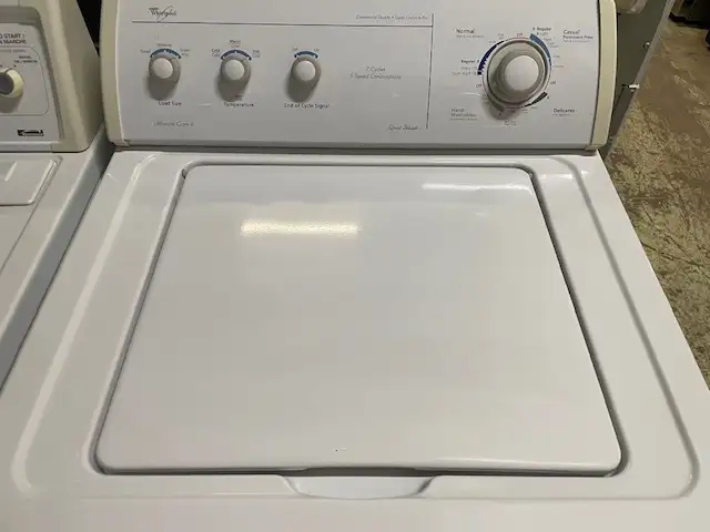 Laveuse seule traditionnelle blanche Whirlpool