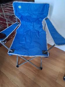 lawn chairs with glass holders, like new.