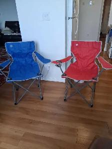 lawn chairs with glass holders, like new. - Photo 5