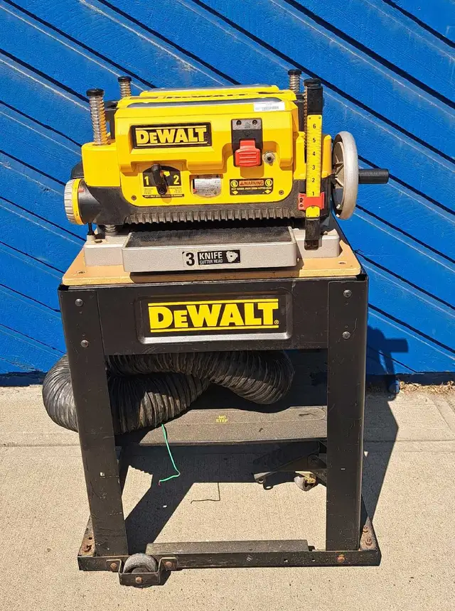 Dewalt Thickness Planer DW735 (32801419)