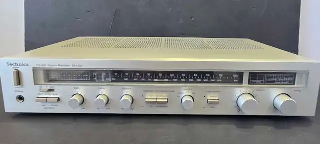 TECHNICS SA-203 FM/AM STERO RECEIVER
