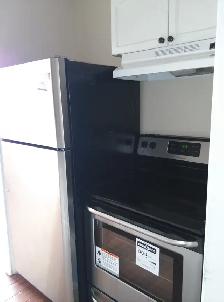 Spacious, Bright 2 Bedroom w/ Parking - $1495 - Photo 9