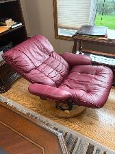 Recliner Chair - Photo 3