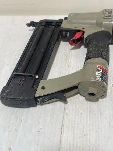 Porter-Cable Nailer - Photo 2