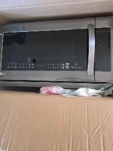 bran new microwave fan with accessories included