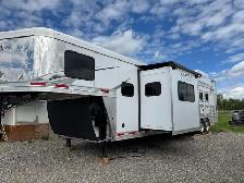 2022 Lakota Charger 4H C8413