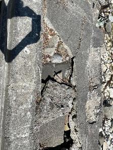Backhoe equipped with jackhammer - Photo 3