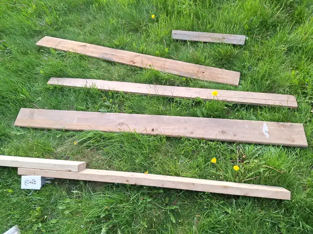 Studs 4 x 2 for sale