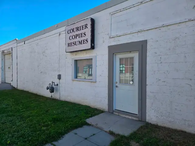 3,130 SQ FT Commercial/Industrial Space - Downtown Orillia