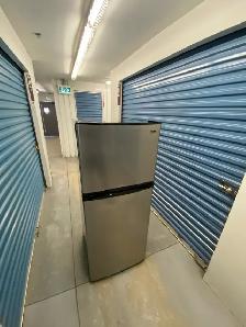 STAINLESS STEEL REFRIGERATOR - Photo 3