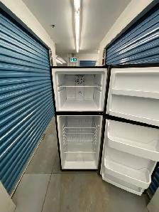 STAINLESS STEEL REFRIGERATOR - Photo 7