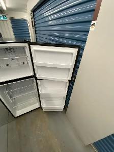 STAINLESS STEEL REFRIGERATOR - Photo 10