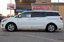 2017 Kia Sedona LX CarFax Clean Certified 2 Year Warranty - Photo 4