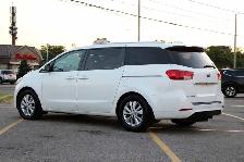 2017 Kia Sedona LX CarFax Clean Certified 2 Year Warranty - Photo 5