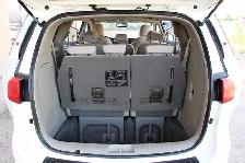 2017 Kia Sedona LX CarFax Clean Certified 2 Year Warranty - Photo 9