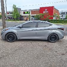 2015 Hyundai Elantra GLS, 38 service records on CarFax, drives v - Photo 7