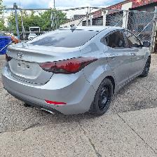 2015 Hyundai Elantra GLS, 38 service records on CarFax, drives v - Photo 10