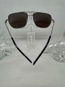 Guess Aviator Pilot Sunglasses (Model GF0196 - Photo 4