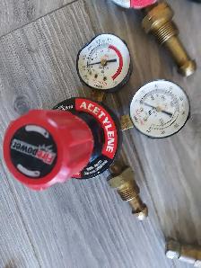 ​Welding Regulators Job Lot –  (Acetylene & MIG) - Photo 3