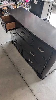 Solid Wood dresser for sale! - Photo 4