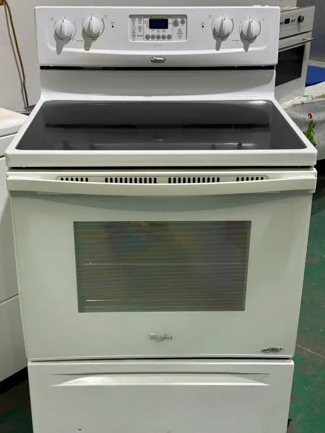 Whirlpool Glass Top Stove WERP4101SQ 0 (S4299)Free Delivery $495