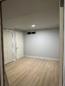 Room rentals available immediately in Kitchener - Photo 2