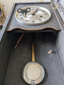 Vielle horloge murale carillon pendule remontage manuel avec clé - Photo 2